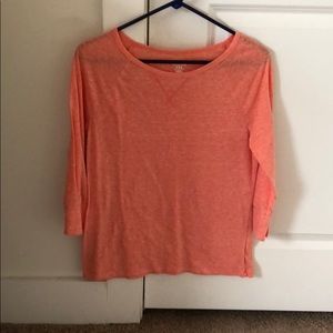 Three quarter sleeve top